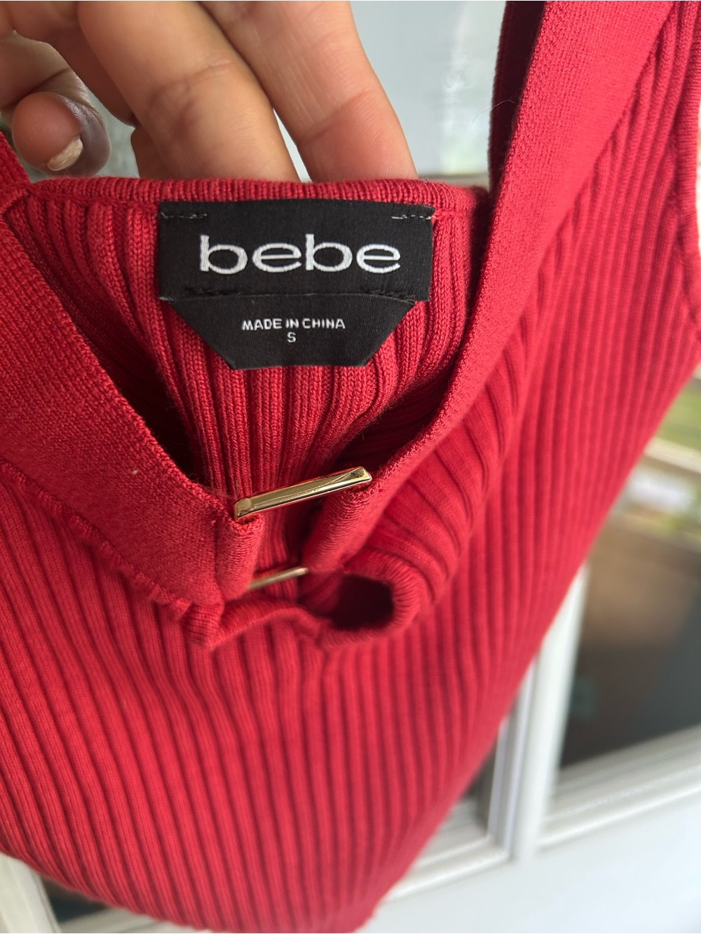 bebe Red Ribbed V-Neck Crop Tank - Picture 3 of 4